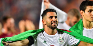 محرز يصنع الفارق في آسيا !